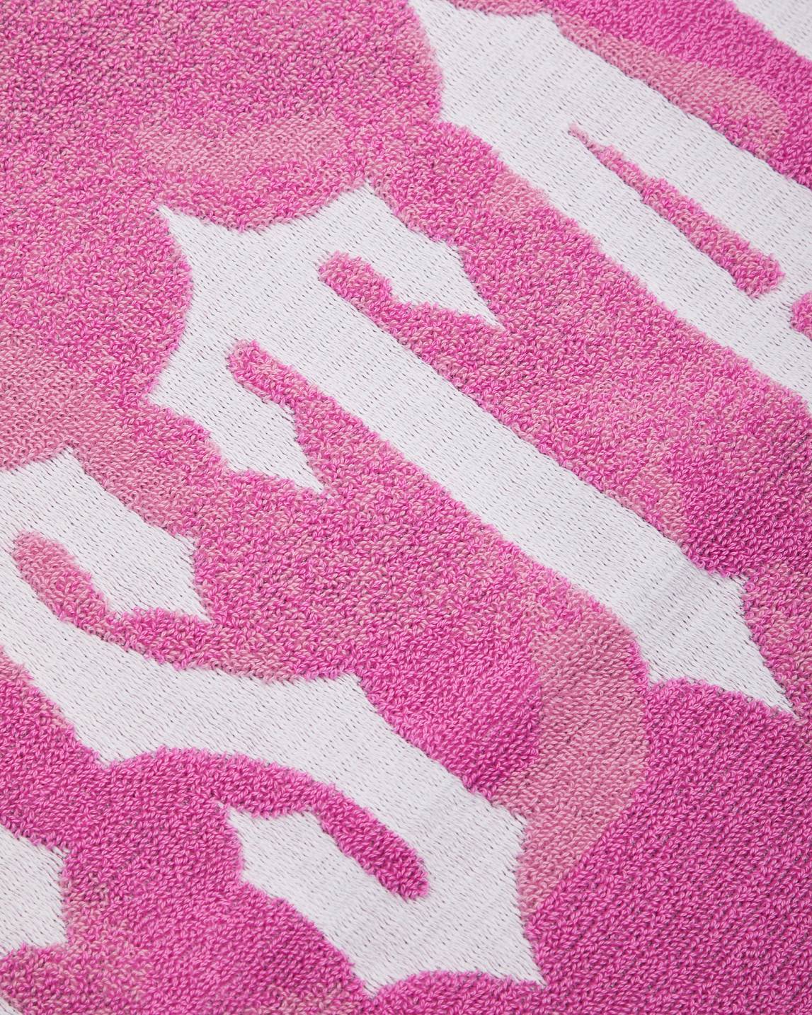 Trapstar Irongate Beach Towel Pink/White | TS-65068