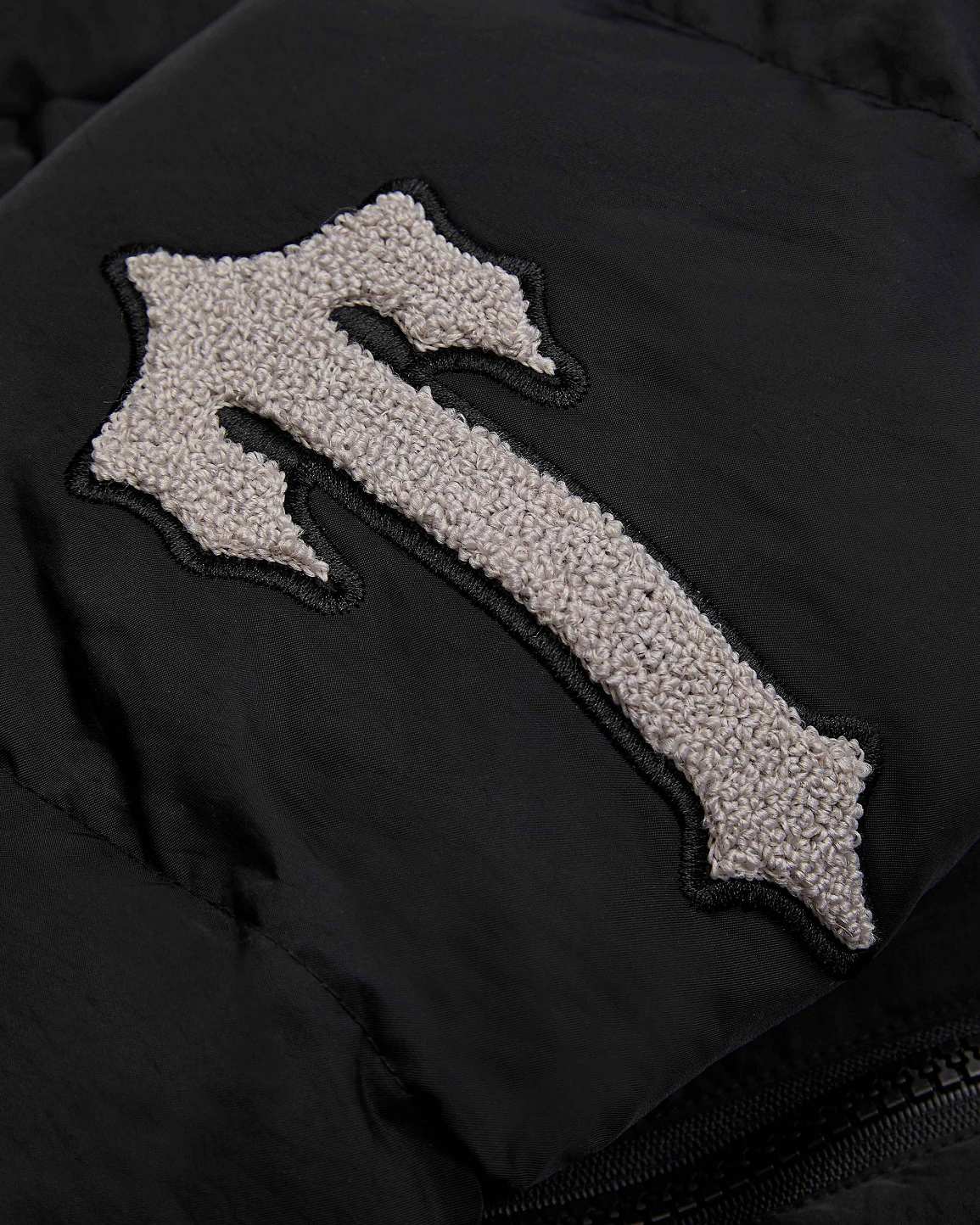 Trapstar Irongate Chenille Sleeve Puffer Black | TS-65430