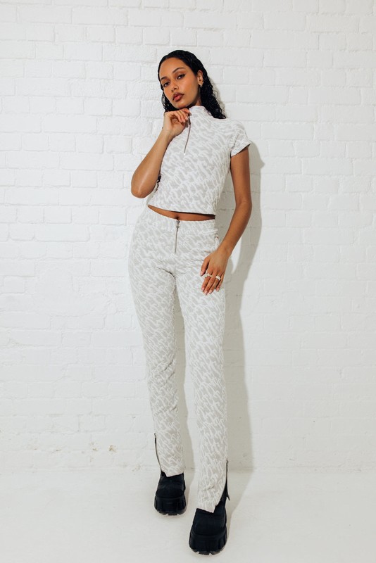 Trapstar Jacquard Fitted Zip Crop Top White | TS-64777