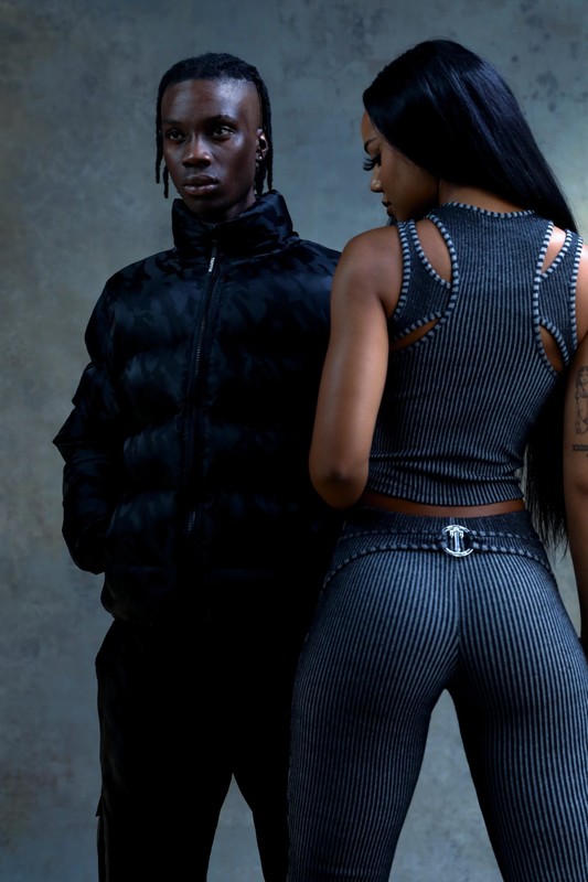 Trapstar Two Tone Rib Fitted Black / White | TS-64770